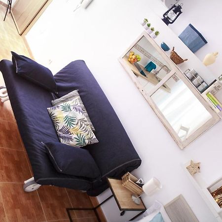 Sea & Wave Ventura Studio Apartment Malaga Luaran gambar