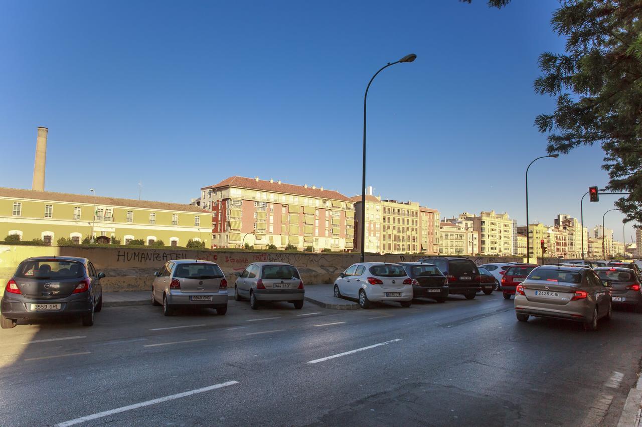 Sea & Wave Ventura Studio Apartment Malaga Luaran gambar